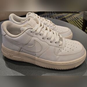 Nike Air Force 1  Men's White Sneakers Sz 7Y